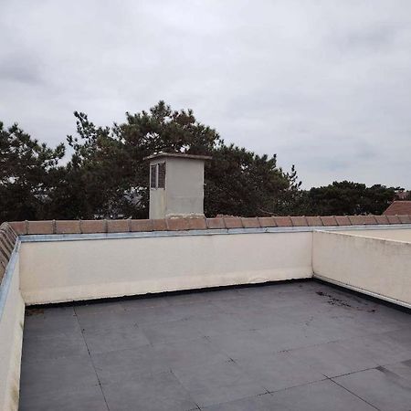 Appartement 3 Chambres Avec Roof Top A 5 Mn De La Plage Deauville Exteriör bild